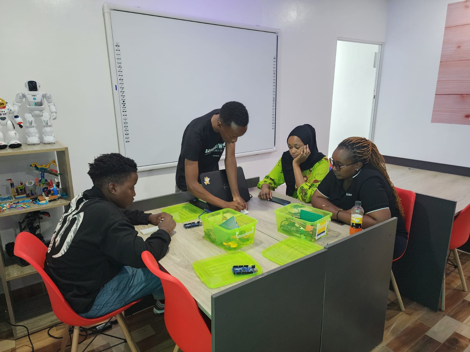 Teen Innovators (Ages 14–18)